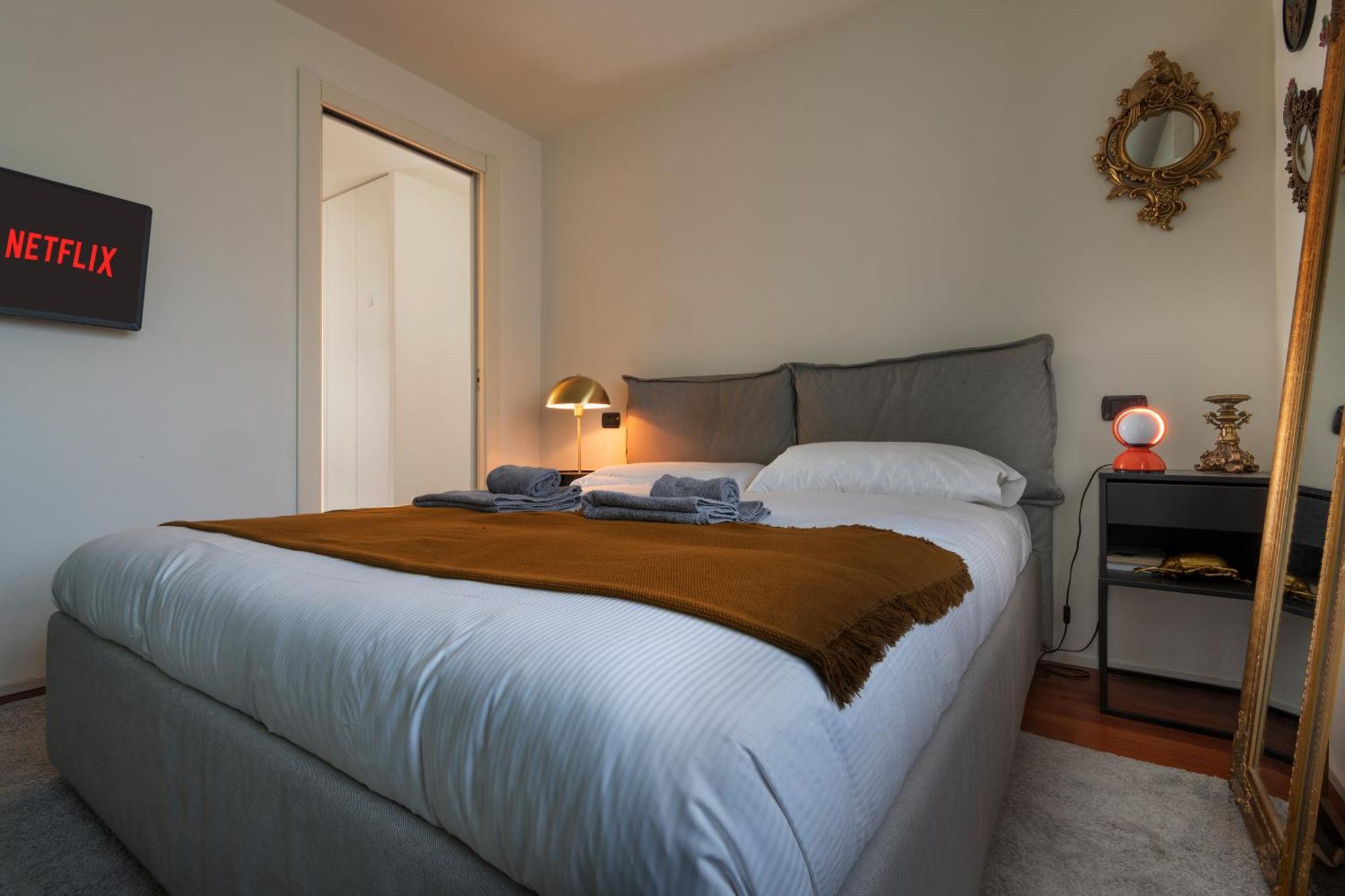 Giresio 41 - Your Penthouse With Rooftop Garden In Milano Navigli - Wifi 외부 사진
